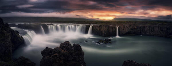 Wall Art - Photograph - Fire And Water by Stefan Mitterwallner